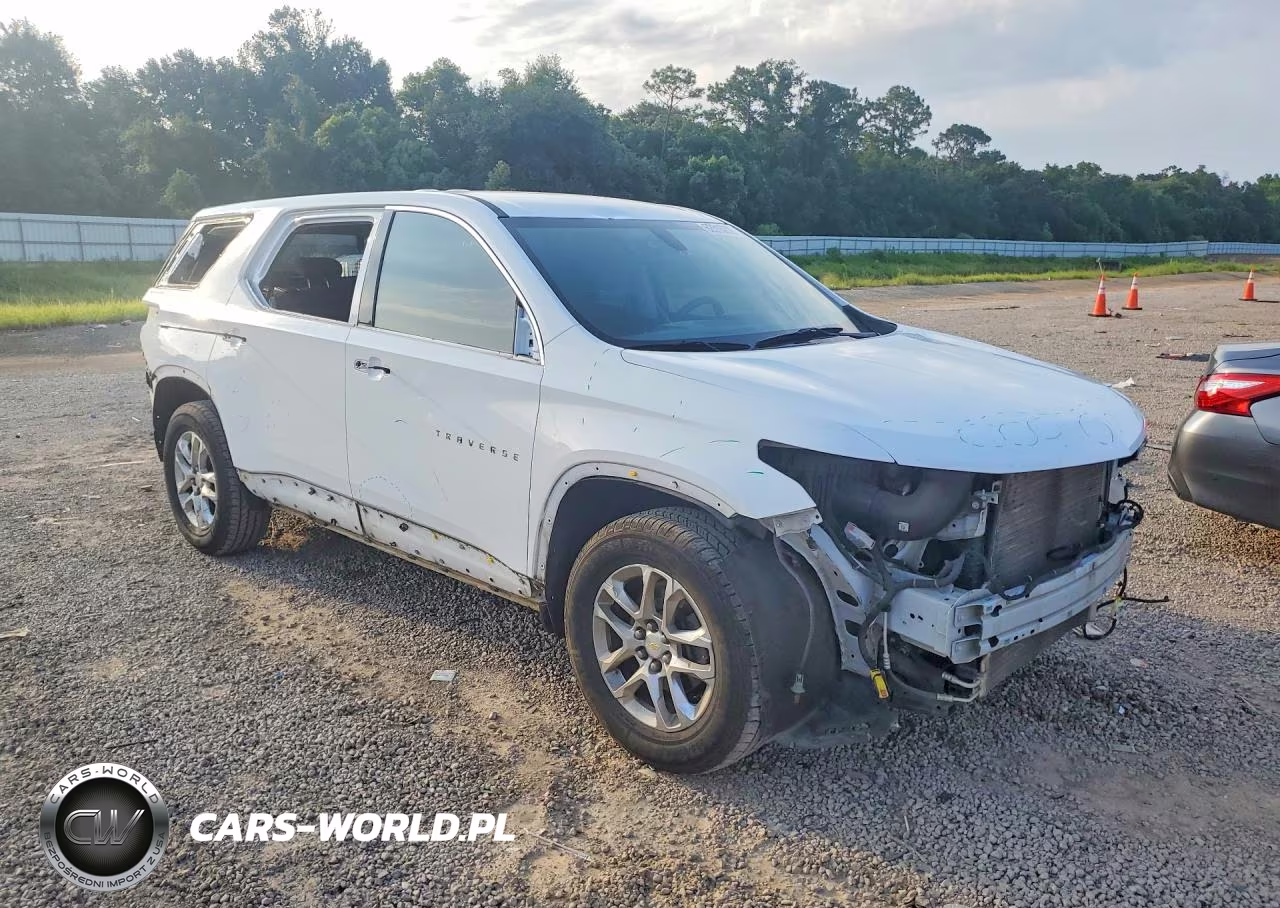 2018 Chevrolet Traverse Ls VIN:1GNERFKW7JJ130263 - 4