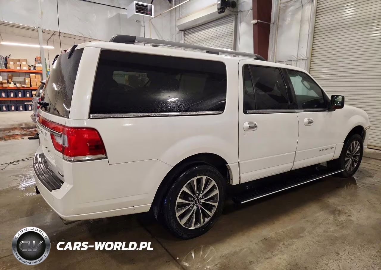 2016 Lincoln Navigator L Select VIN:5LMJJ3JT5GEL10016 - 3