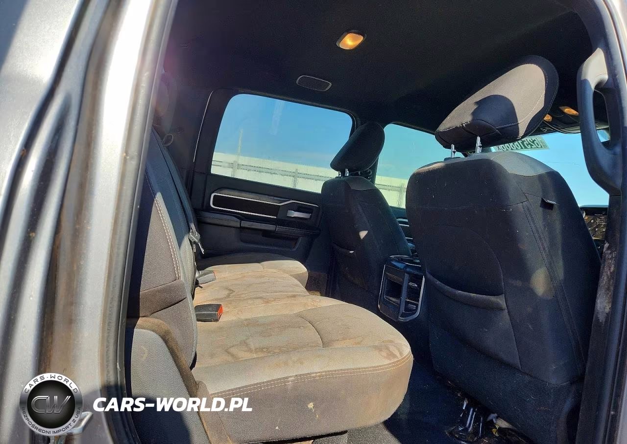 2024 Ram 3500 Big Horn VIN:3C63RRHL8RG215373 - 10