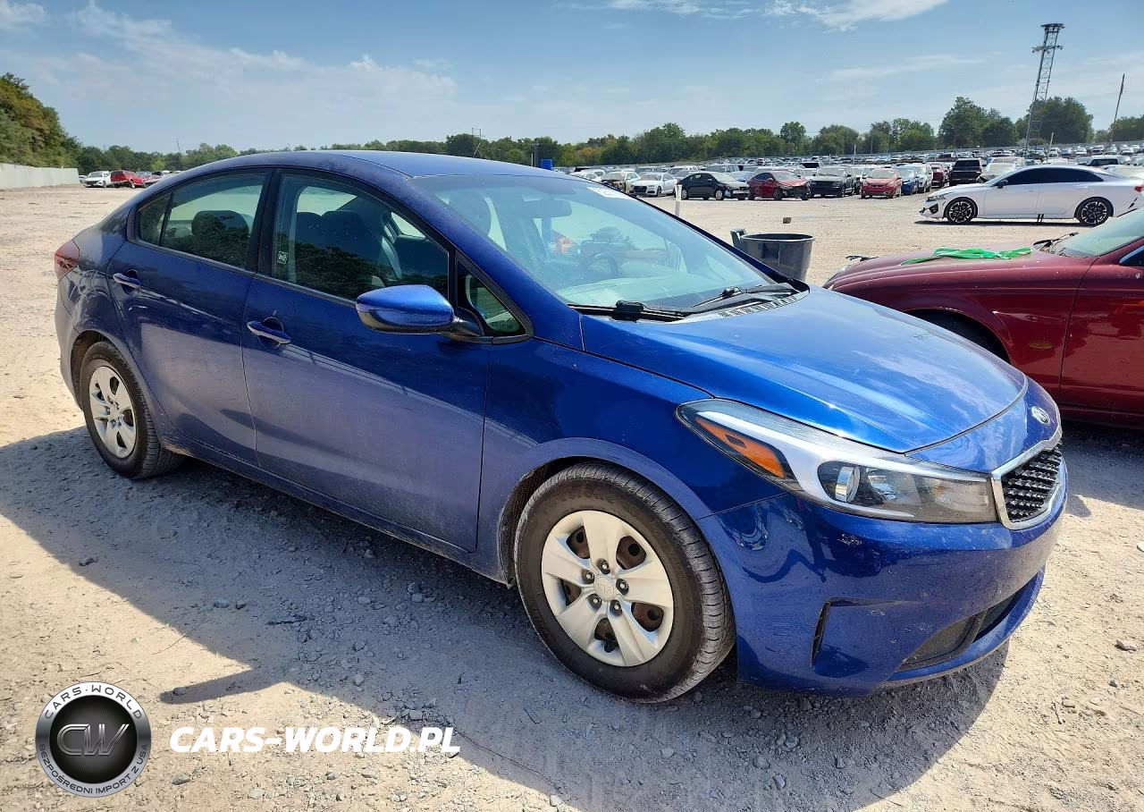 2017 Kia Forte Lx VIN:3KPFK4A77HE123126 - 4