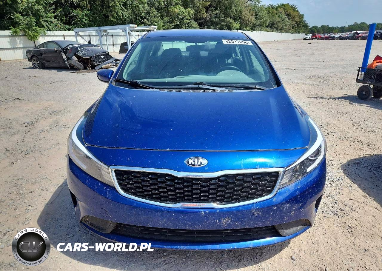 2017 Kia Forte Lx VIN:3KPFK4A77HE123126 - 5