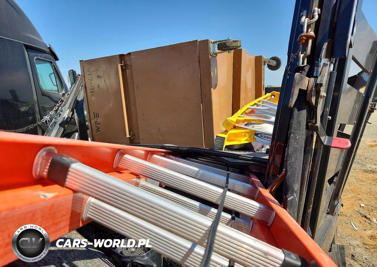 2022 Ford F600 Super Duty VIN:1FDFF6KT2NDA23536 - 10
