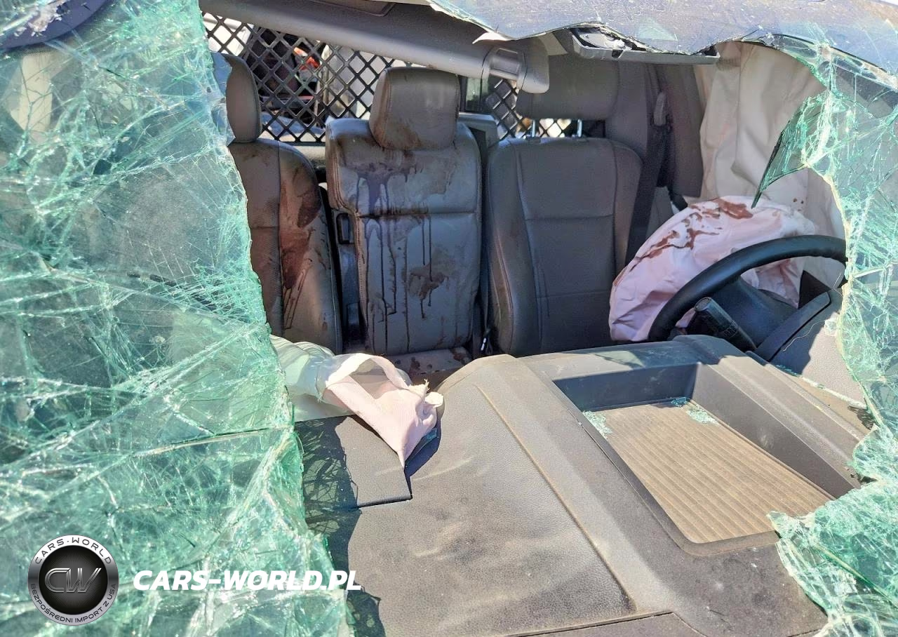 2022 Ford F600 Super Duty VIN:1FDFF6KT2NDA23536 - 8
