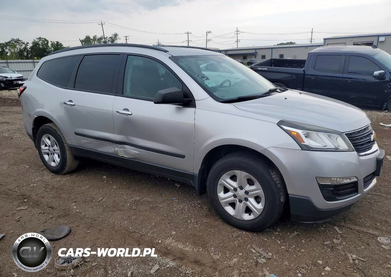 2015 Chevrolet Traverse Ls VIN:1GNKRFED6FJ128914 - 4