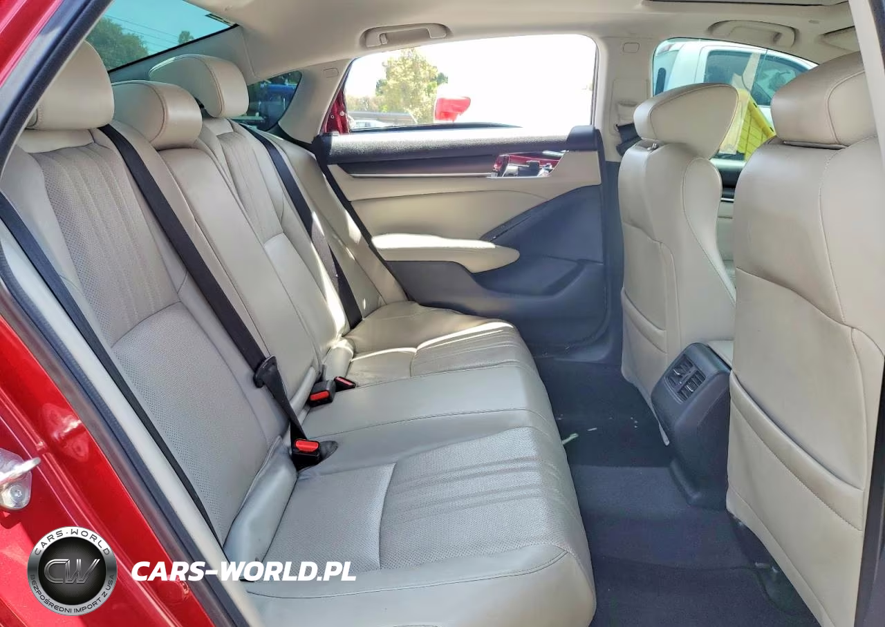 2018 Honda Accord Touring VIN:1HGCV1F98JA017734 - 10