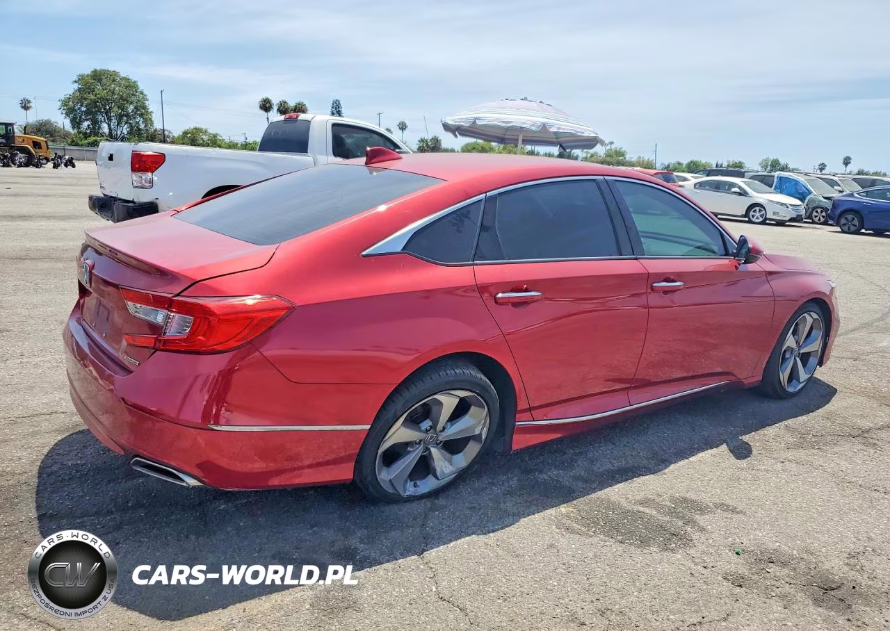 2018 Honda Accord Touring VIN:1HGCV1F98JA017734 - 3
