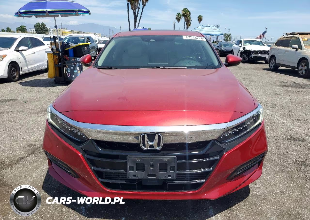 2018 Honda Accord Touring VIN:1HGCV1F98JA017734 - 5