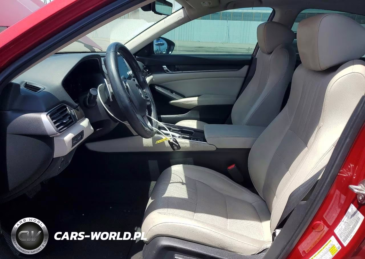 2018 Honda Accord Touring VIN:1HGCV1F98JA017734 - 7