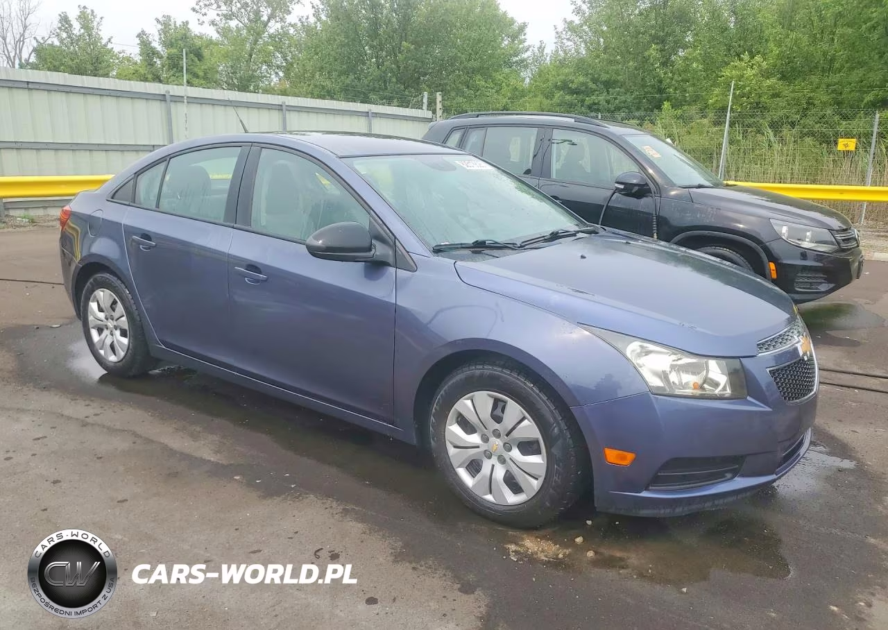 2014 Chevrolet Cruze Ls VIN:1G1PA5SH3E7321260 - 4