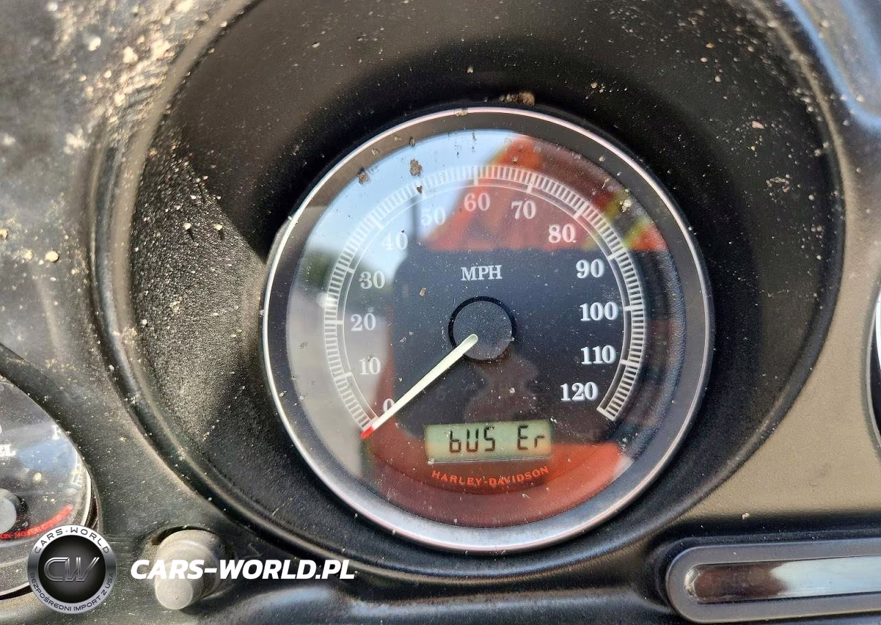 2010 Harley-Davidson Flhtcu VIN:1HD1FC416AB670597 - 7