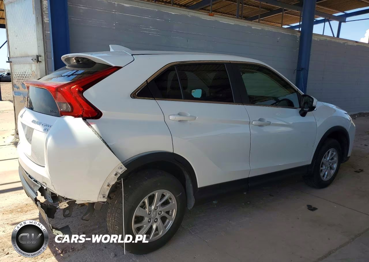 2018 Mitsubishi Eclipse Cross Es VIN:JA4AT3AA9JZ069975 - 3