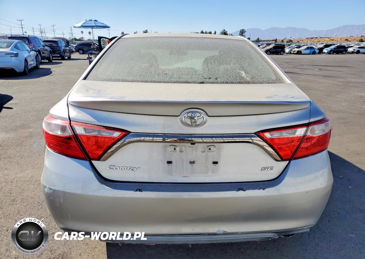 2016 Toyota Camry Se VIN:4T1BF1FK1GU529610 - 6