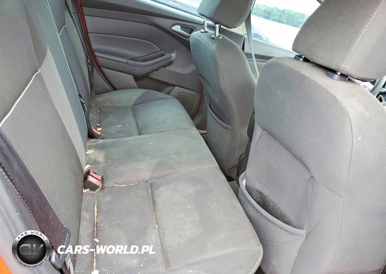 2013 Ford Focus Se VIN:1FADP3F28DL177204 - 10