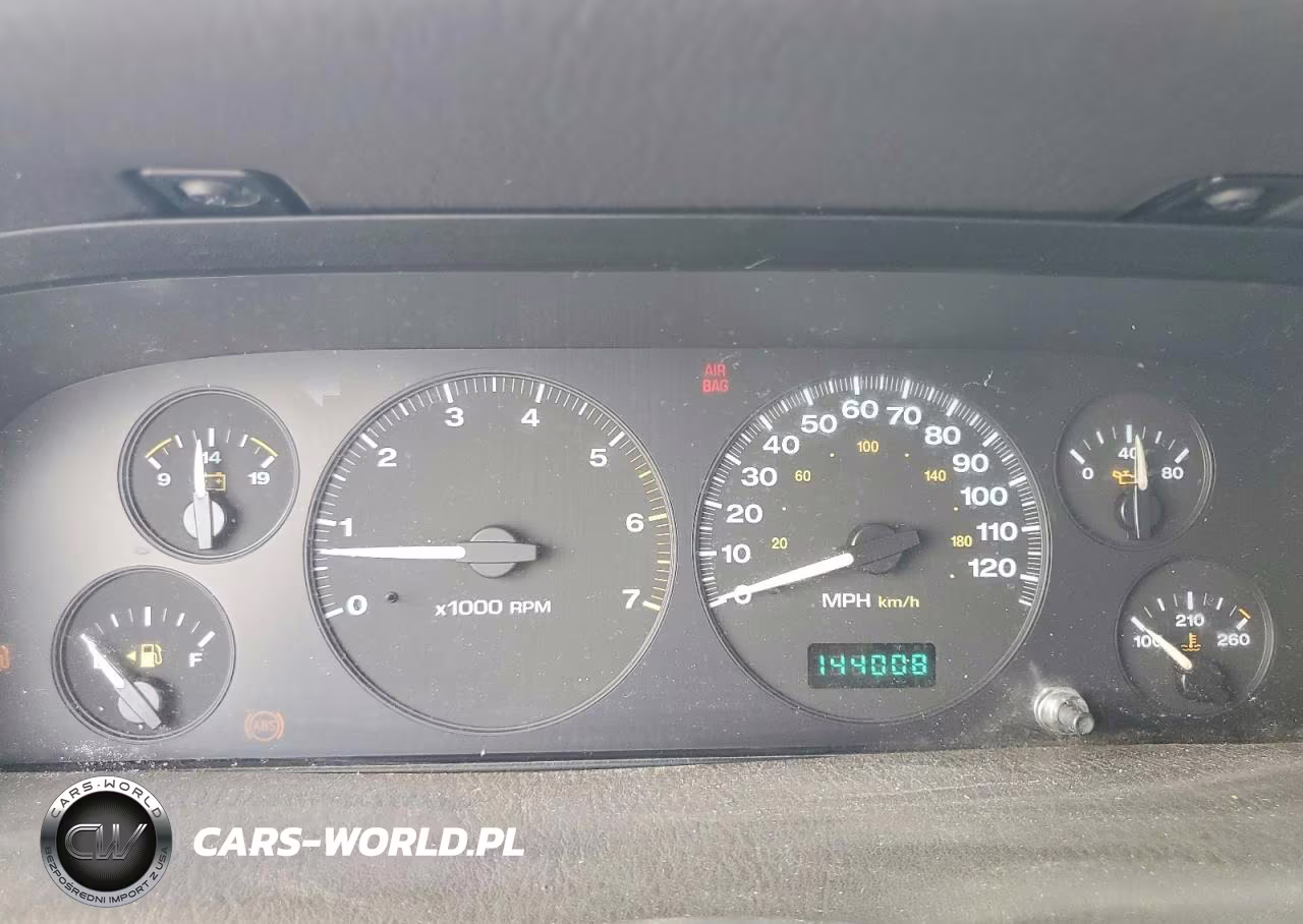 1999 Jeep Grand Cherokee Laredo VIN:1J4GW58N2XC784839 - 9