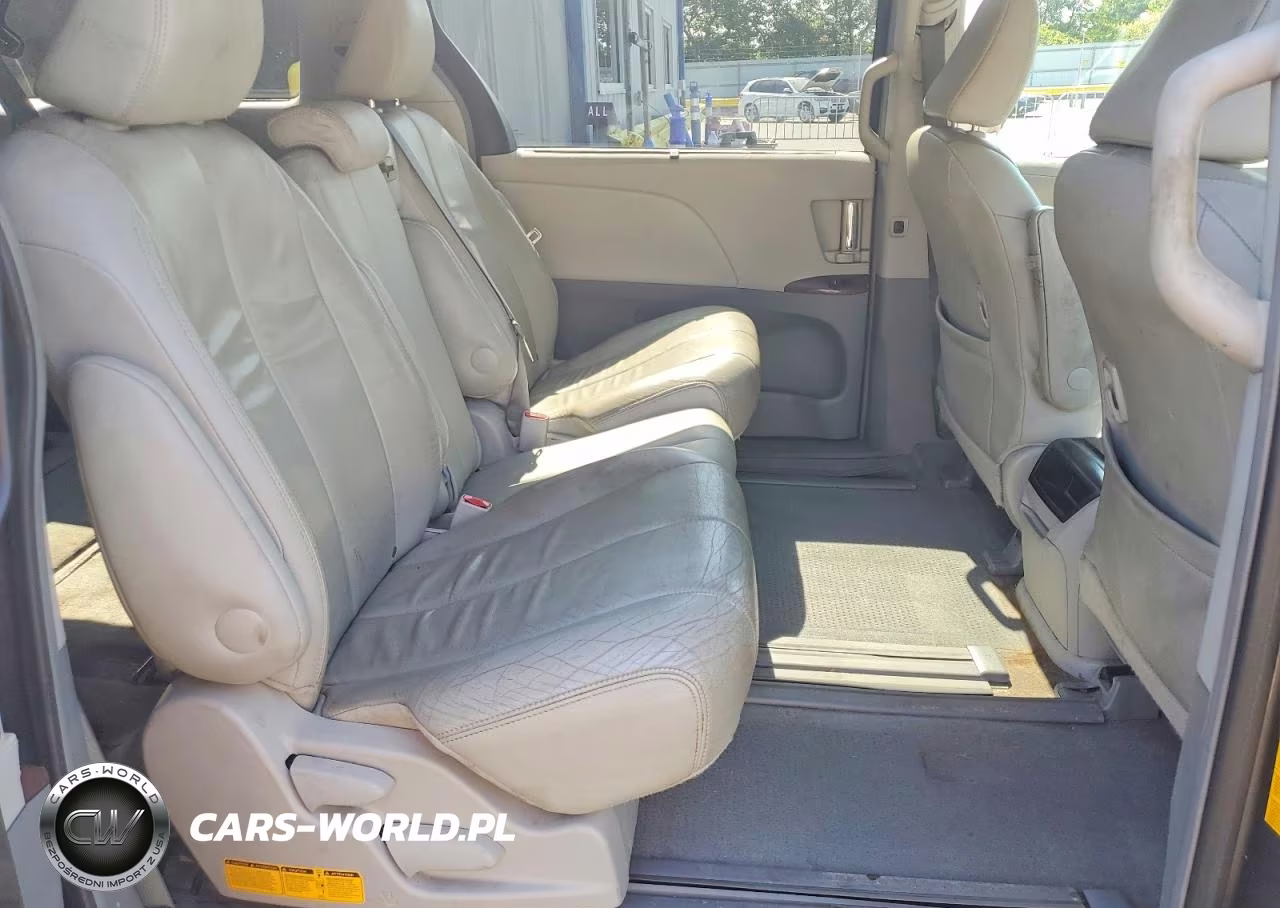2014 Toyota Sienna Xle 8-Passenger VIN:5TDYK3DC7ES472199 - 11