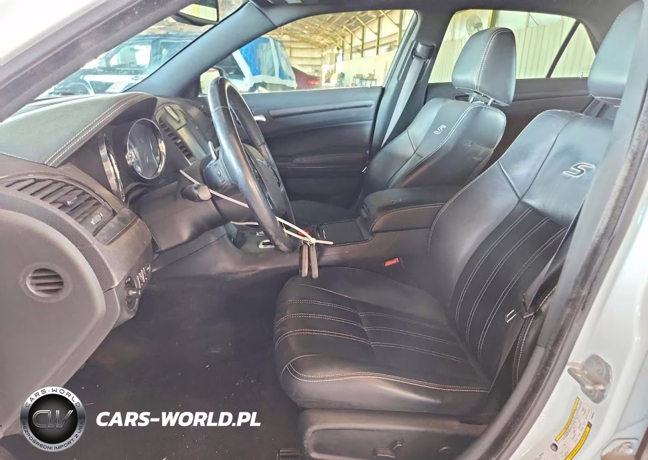 2013 Chrysler 300 S VIN:2C3CCABG5DH593915 - 7