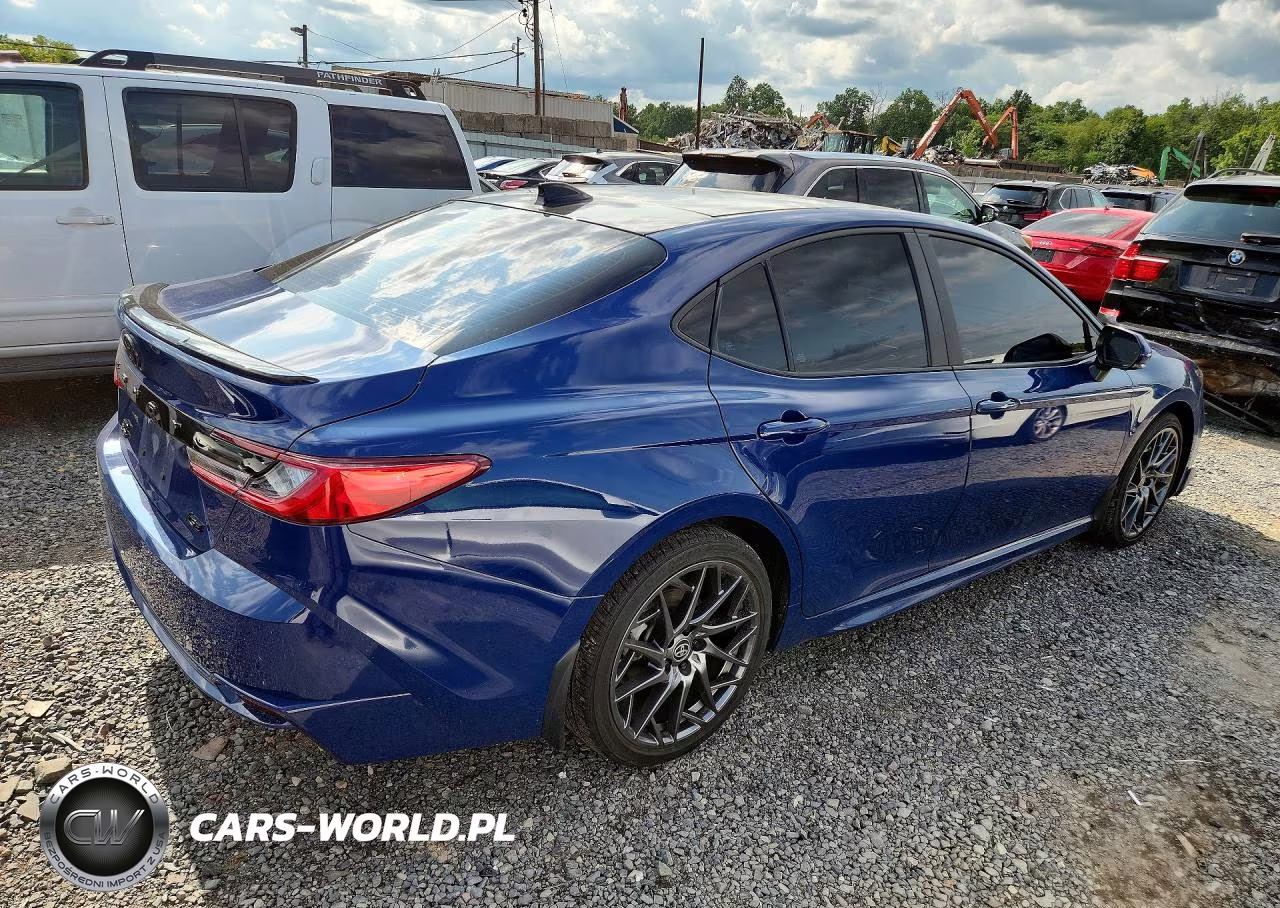 2025 Toyota Camry Xse VIN:4T1DBADK9SU015391 - 3
