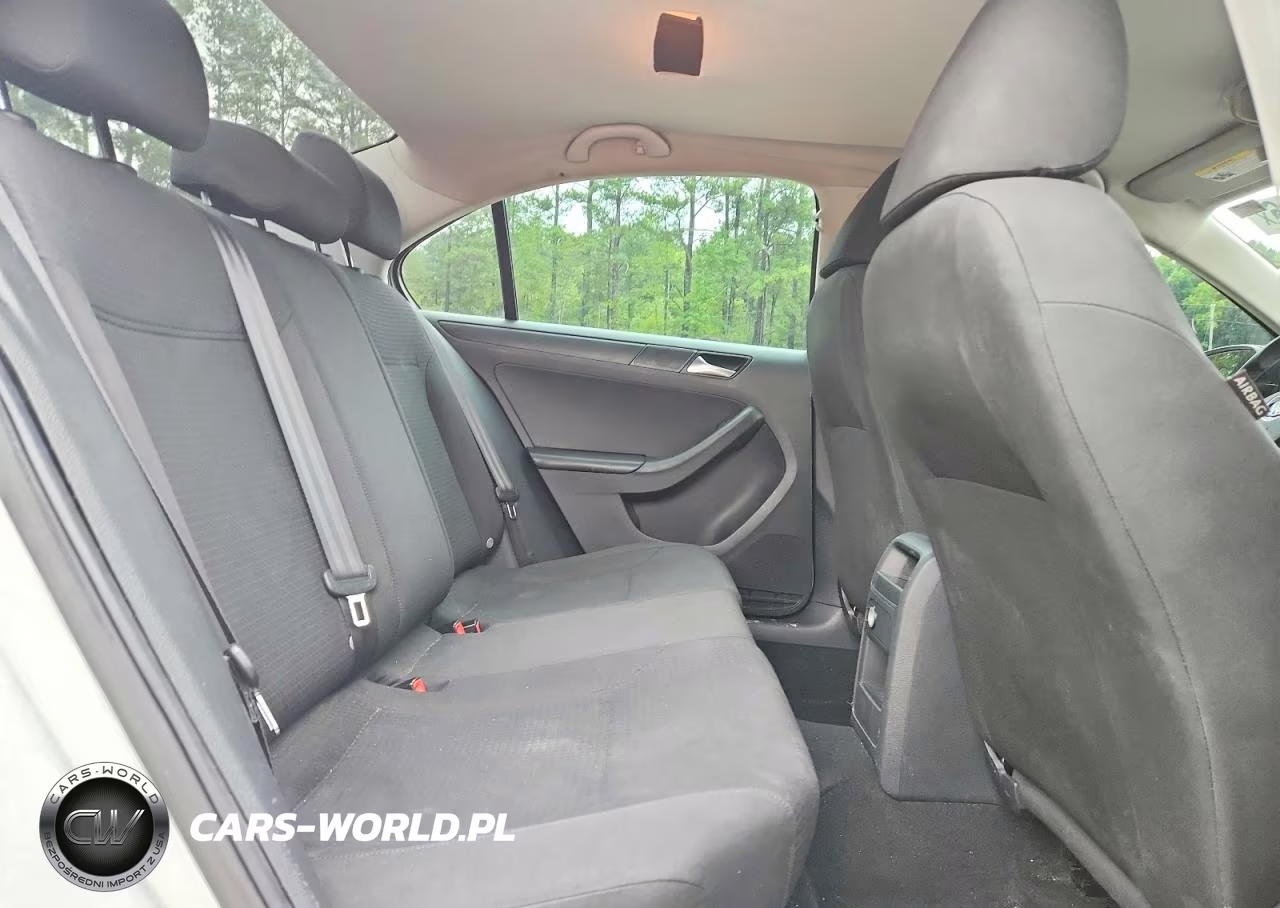 2015 Volkswagen Jetta Base VIN:3VW2K7AJ8FM347419 - 10