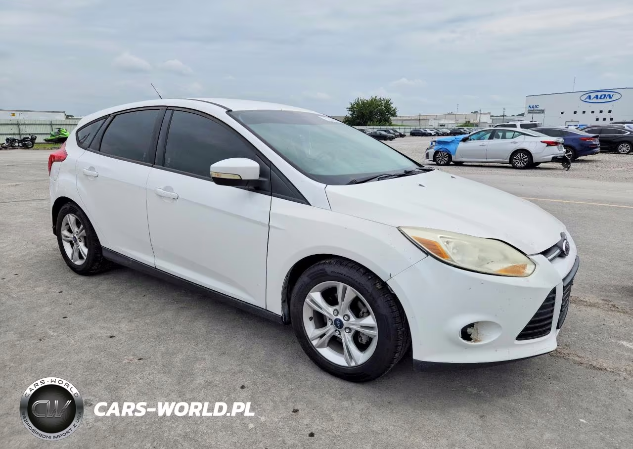 2013 Ford Focus Se VIN:1FADP3K20DL125569 - 4