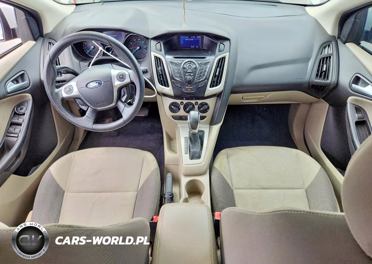 2013 Ford Focus Se VIN:1FADP3K20DL125569 - 8
