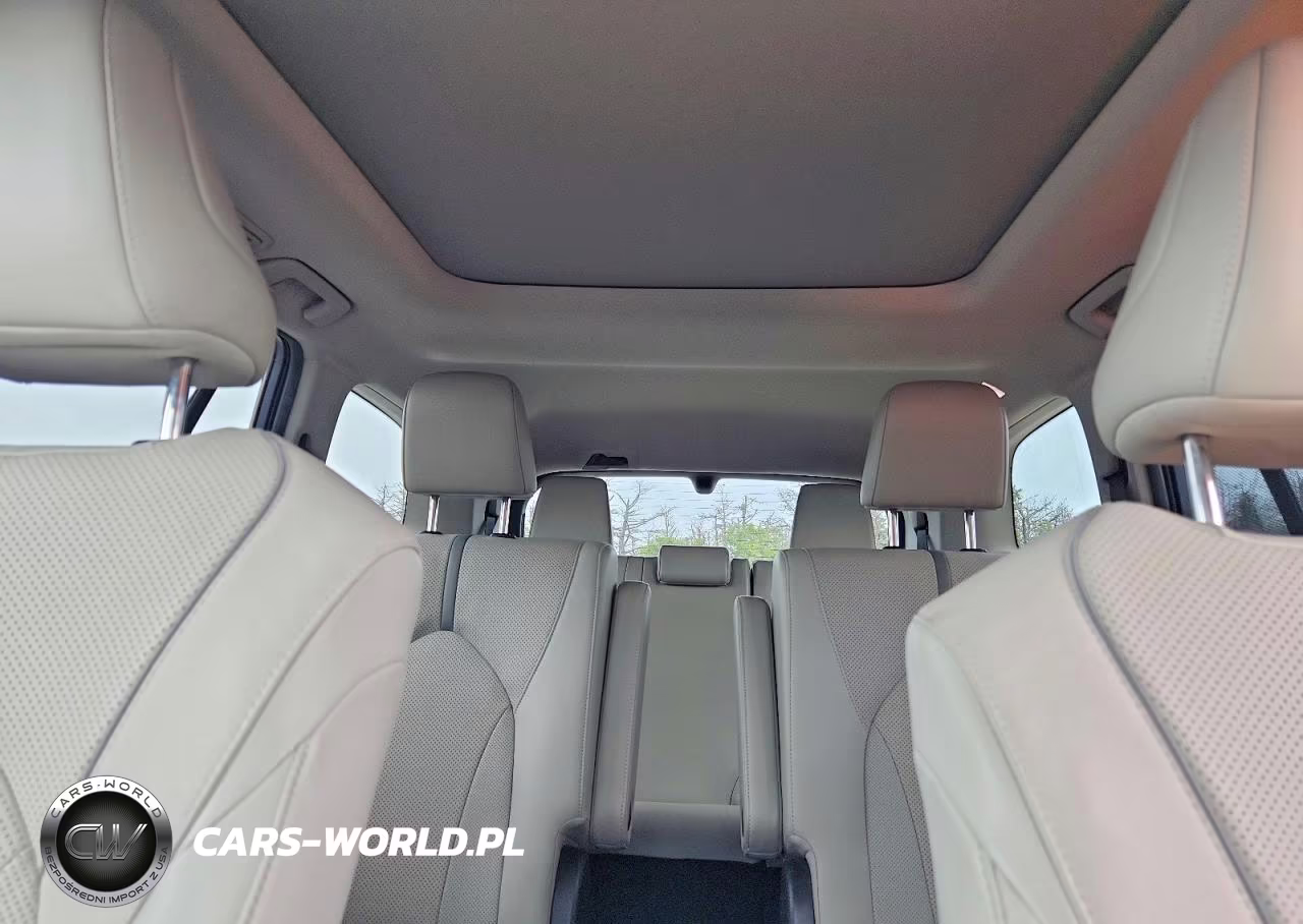 2024 Toyota Grand Highlander Platinum VIN:5TDAAAB51RS000700 - 10