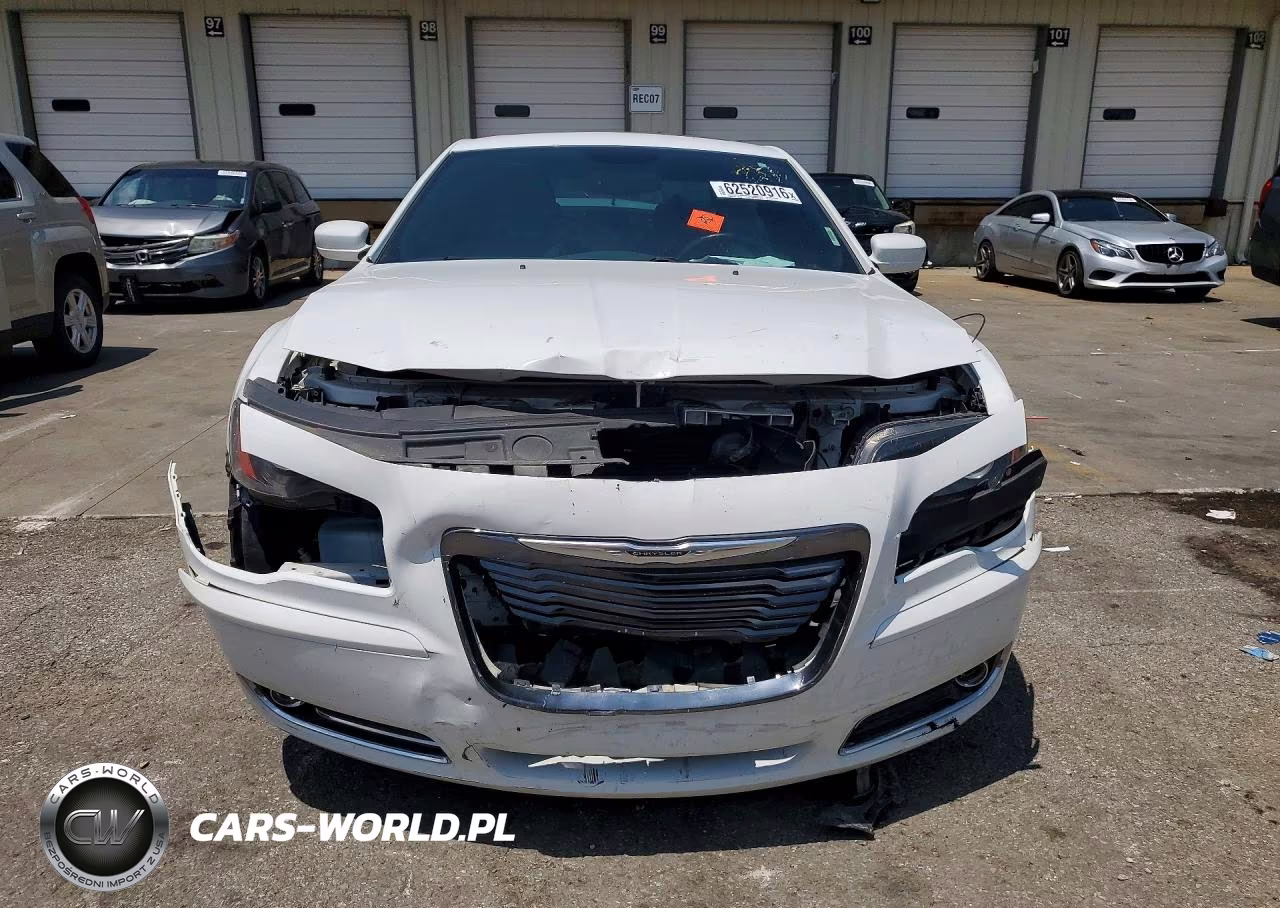 2014 Chrysler 300 S VIN:2C3CCAGG4EH297388 - 5