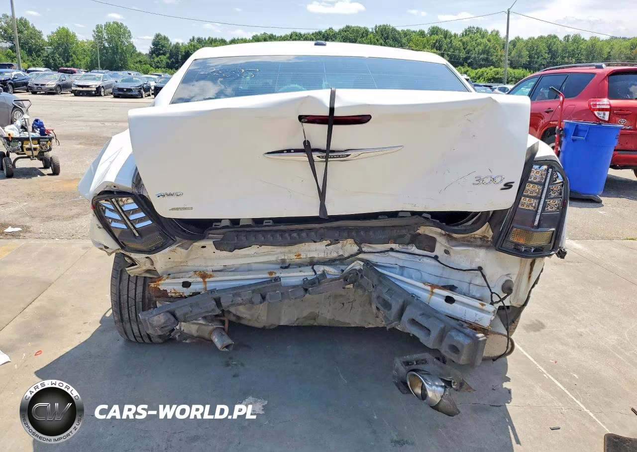 2014 Chrysler 300 S VIN:2C3CCAGG4EH297388 - 6