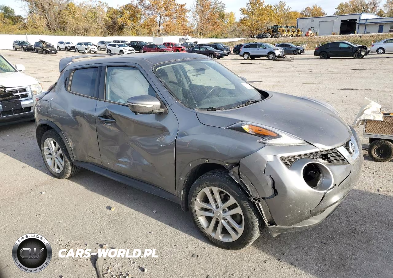 2015 Nissan Juke S VIN:JN8AF5MR9FT501862 - 4