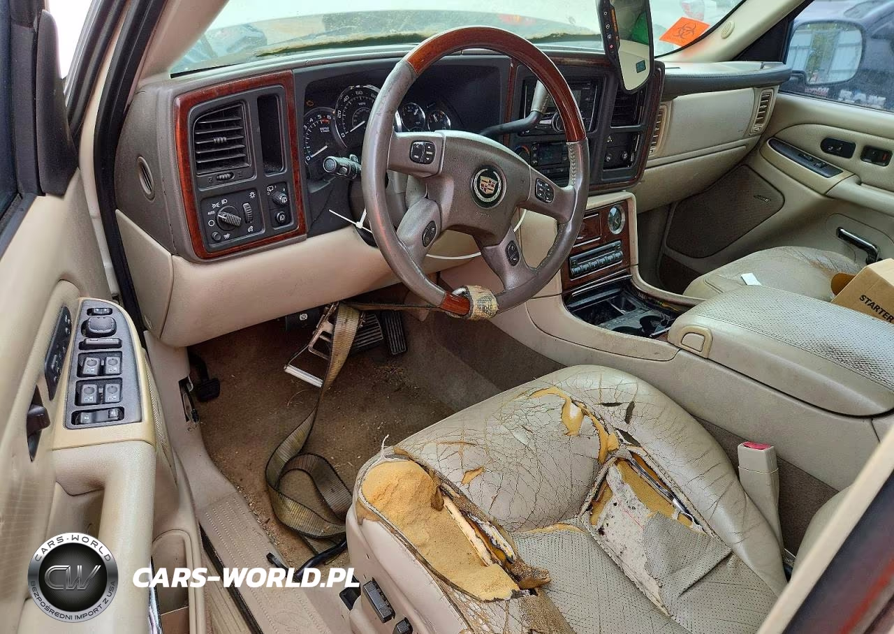 2005 Cadillac Escalade Luxury VIN:1GYEC63N15R258144 - 8