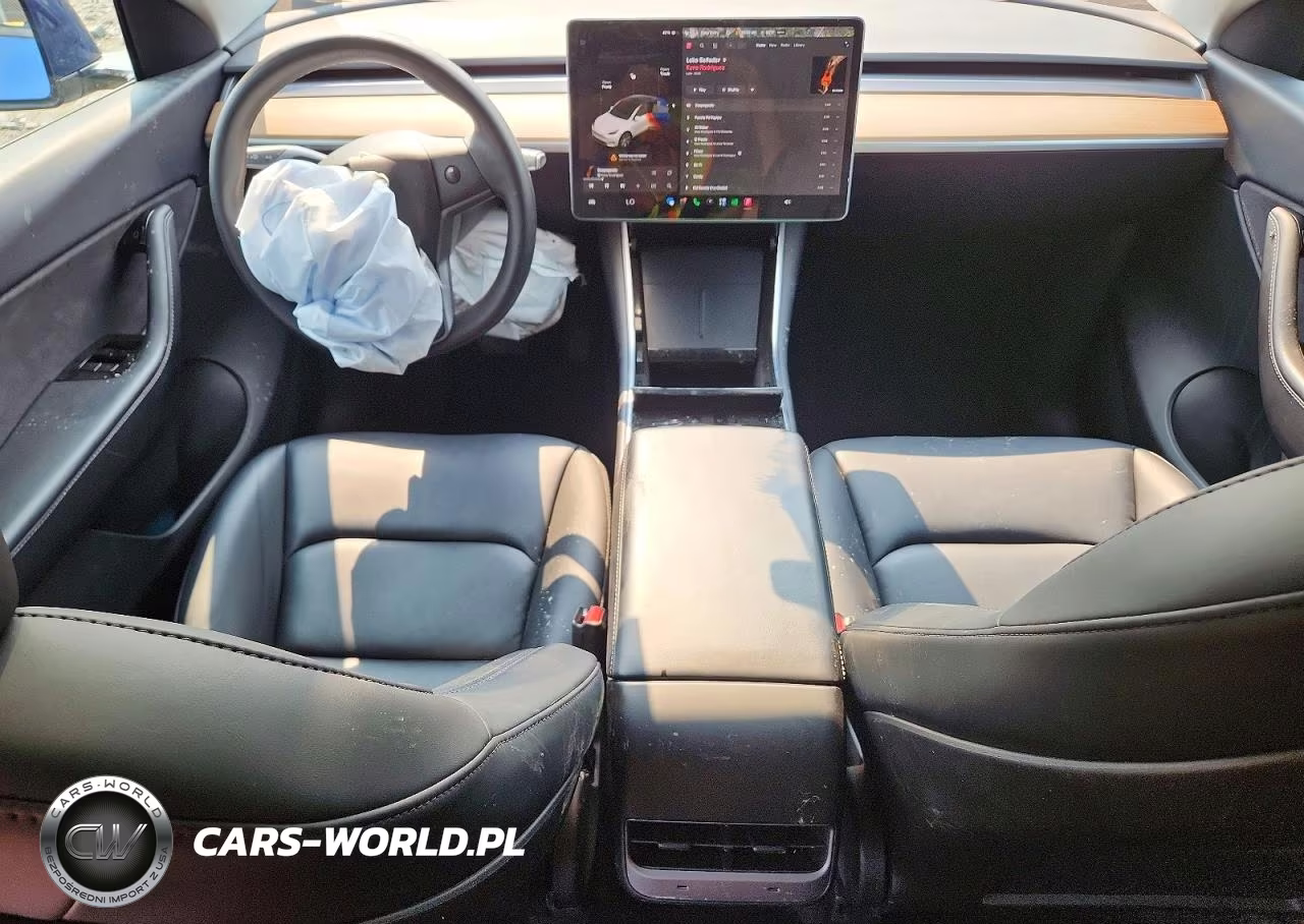 2020 Tesla Model Y VIN:5YJYGDEE5LF030496 - 8