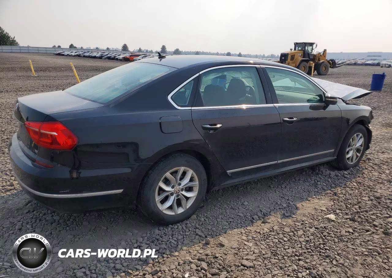 2016 Volkswagen Passat S VIN:1VWAS7A39GC007261 - 3