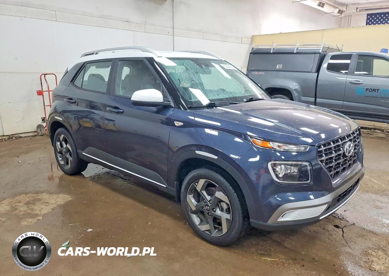 2021 Hyundai Venue Denim VIN:KMHRC8A36MU104704 - 4