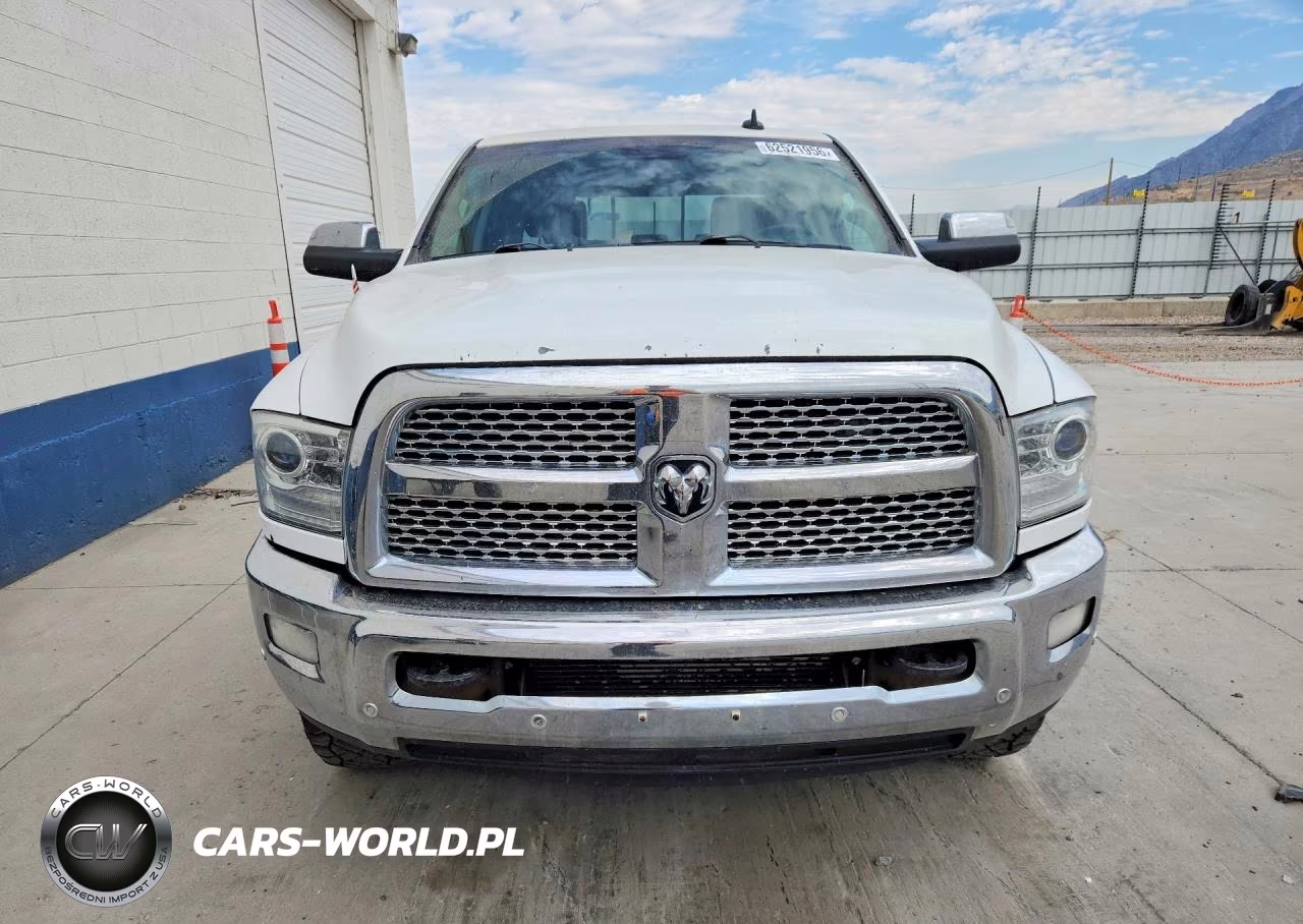 2017 Ram 2500 Laramie VIN:3C6UR5FL6HG702747 - 5
