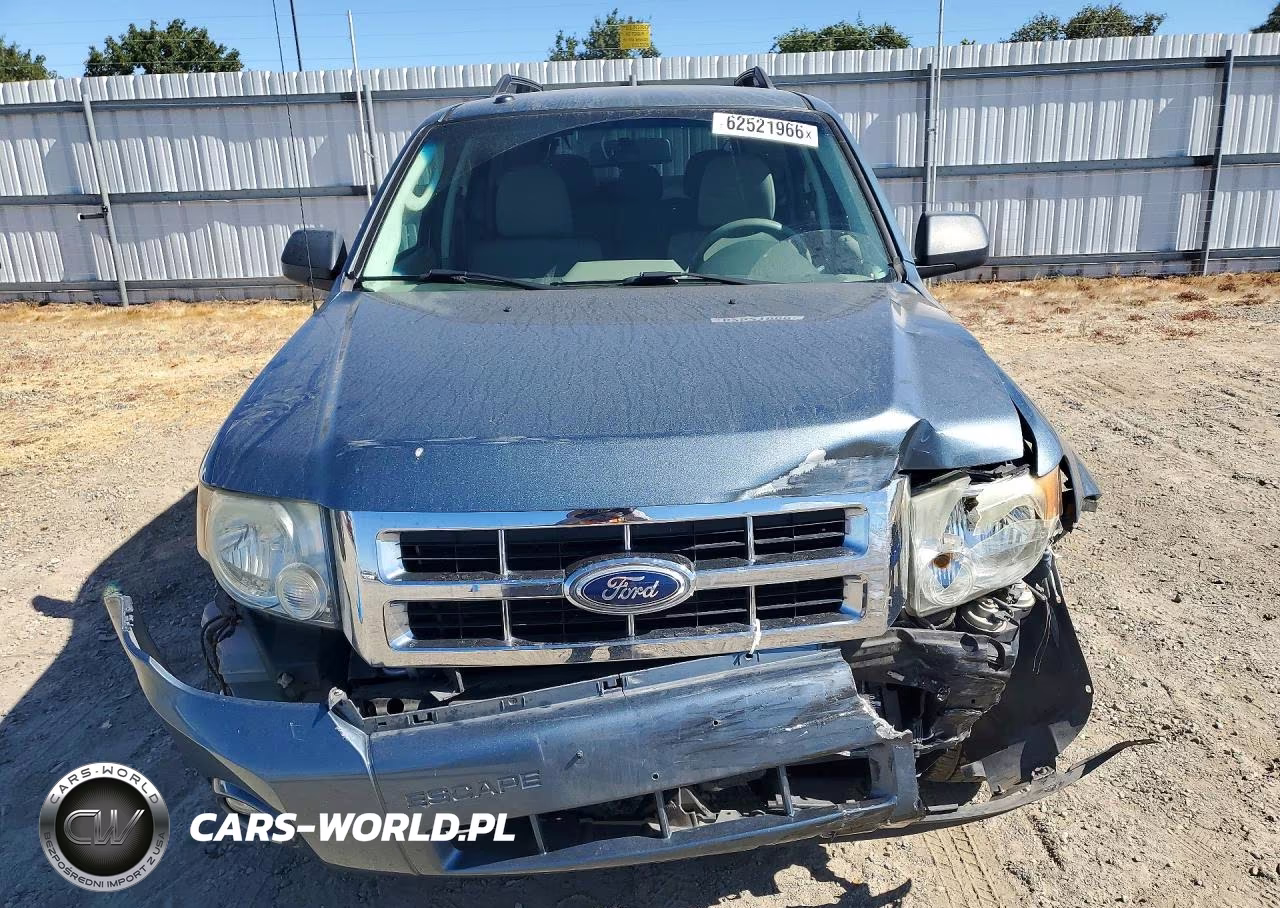 2010 Ford Escape Xlt VIN:1FMCU0D79AKB41742 - 5