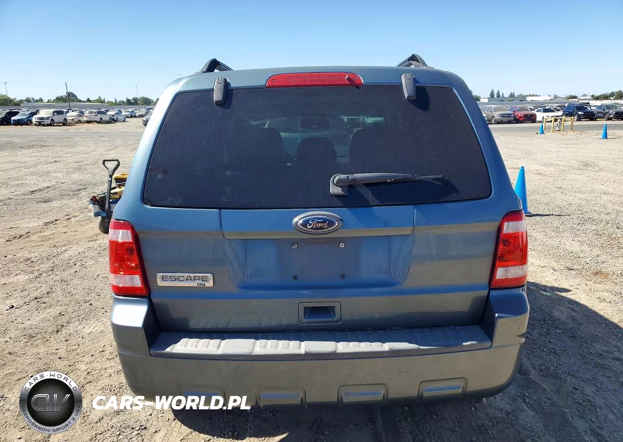2010 Ford Escape Xlt VIN:1FMCU0D79AKB41742 - 6