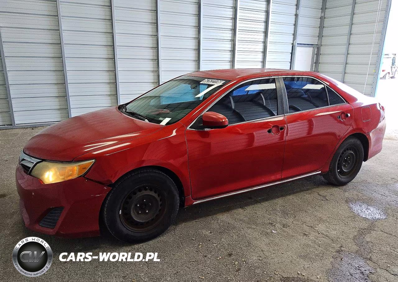 2013 Toyota Camry Le