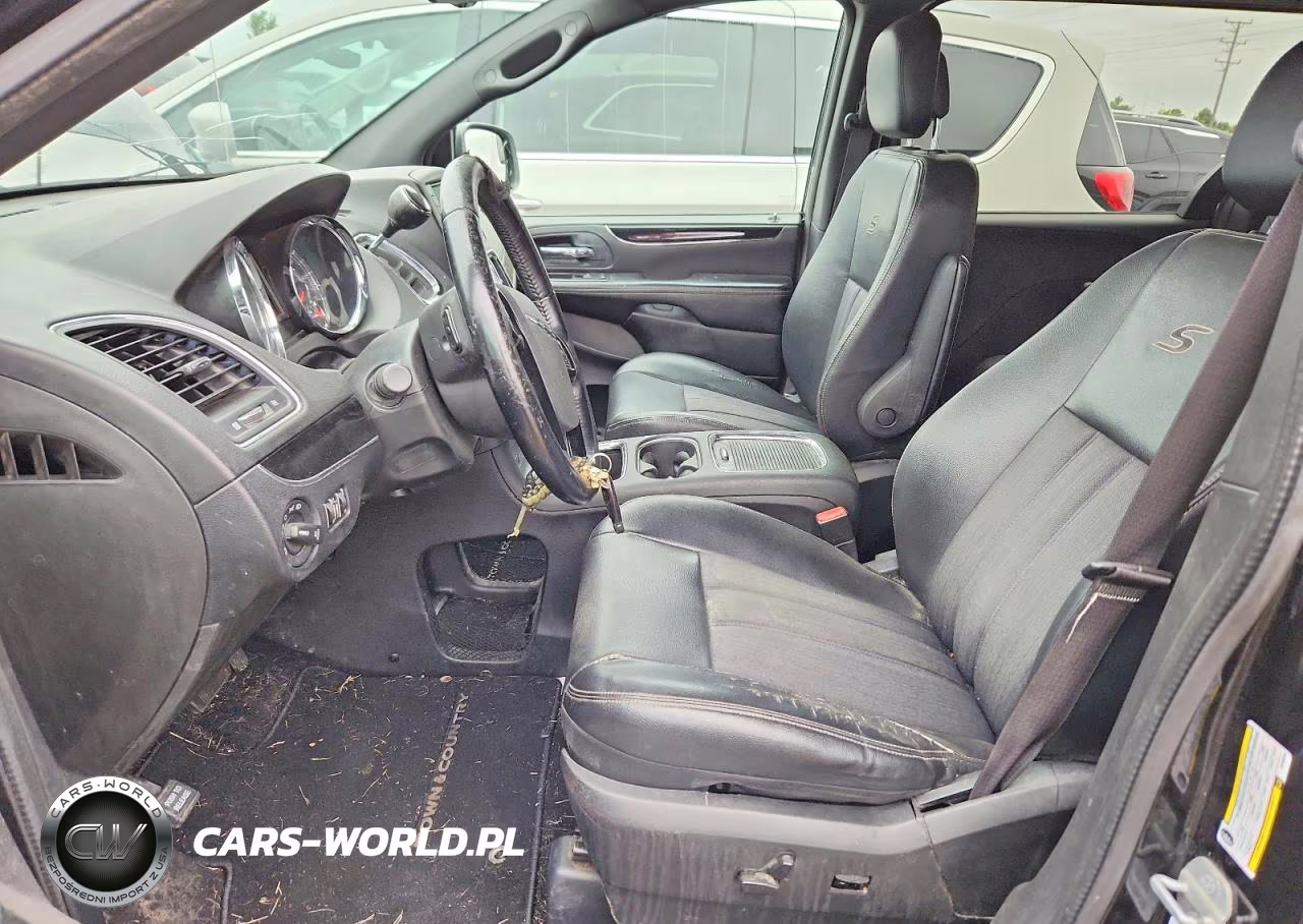 2014 Chrysler Town & Country S VIN:2C4RC1HG2ER199765 - 7