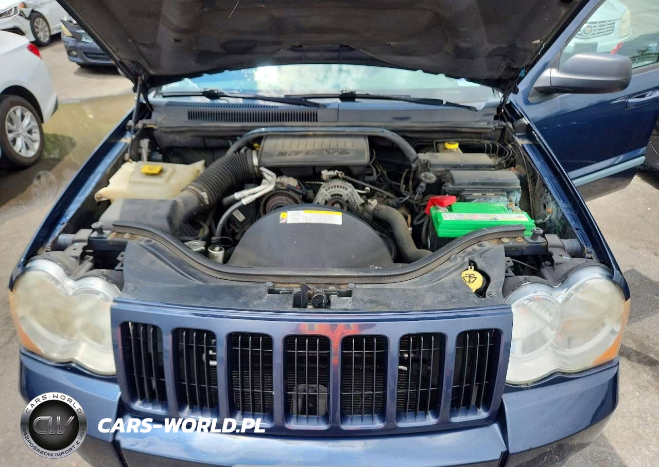 2009 Jeep Grand Cherokee Laredo VIN:1J8GR48K19C537837 - 12