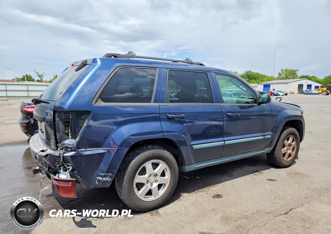 2009 Jeep Grand Cherokee Laredo VIN:1J8GR48K19C537837 - 3