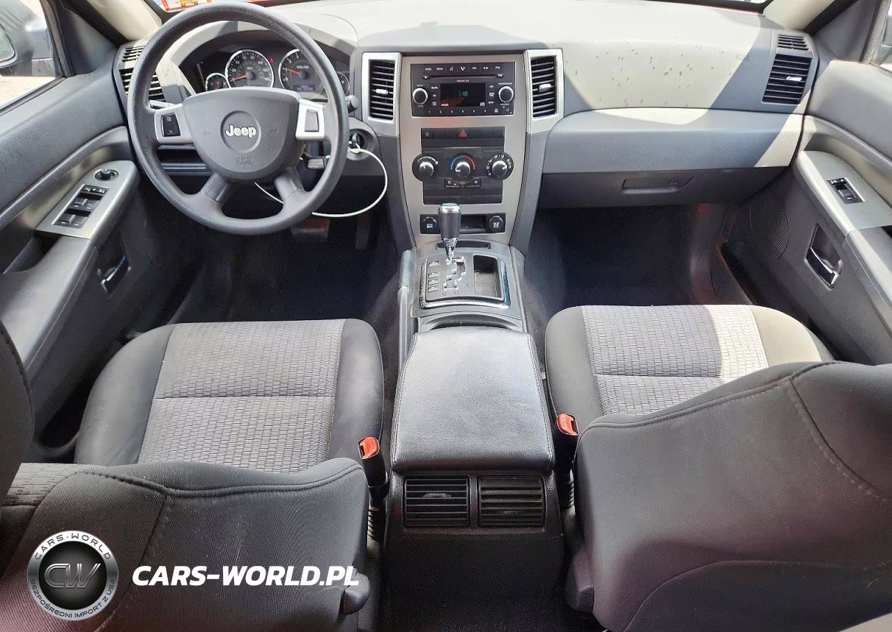 2009 Jeep Grand Cherokee Laredo VIN:1J8GR48K19C537837 - 8