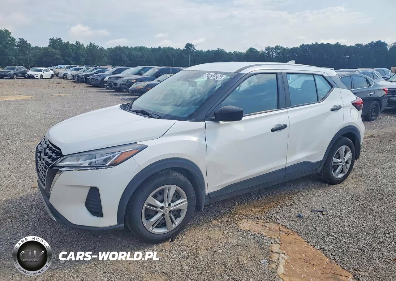 2023 Nissan Kicks S