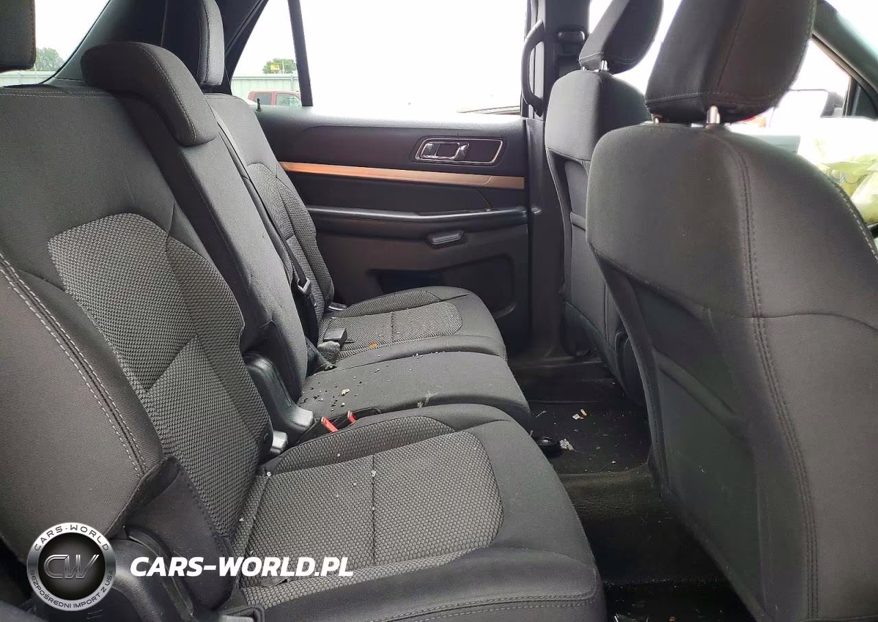 2018 Ford Explorer Xlt VIN:1FM5K7D82JGA64764 - 11