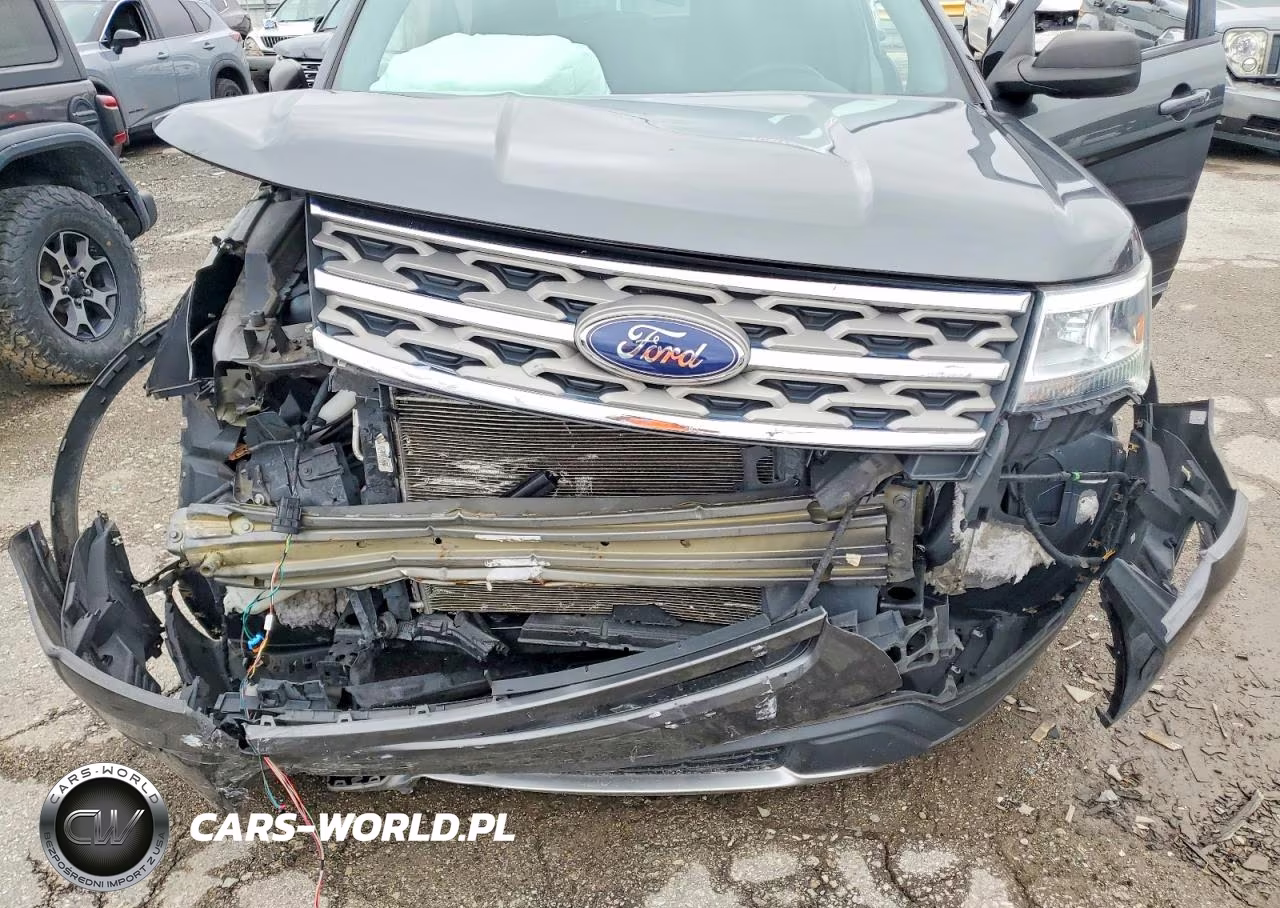2018 Ford Explorer Xlt VIN:1FM5K7D82JGA64764 - 12