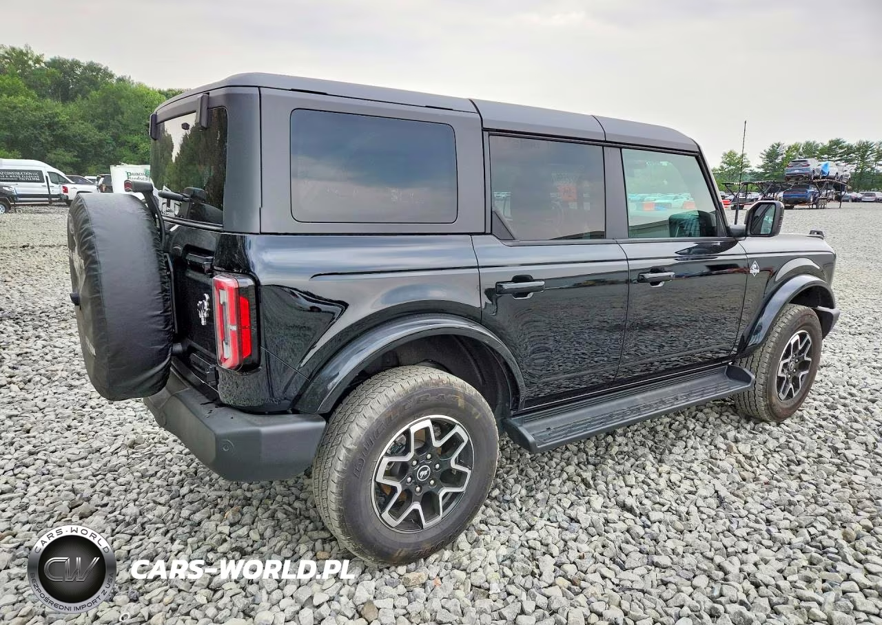 2025 Ford Bronco Outer Banks VIN:1FMDE8BHXSLB58184 - 3