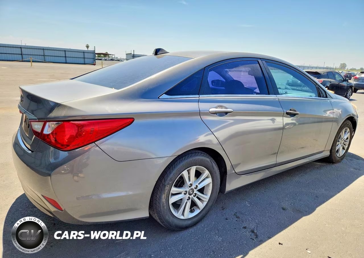 2014 Hyundai Sonata Gls VIN:5NPEB4AC8EH920467 - 3