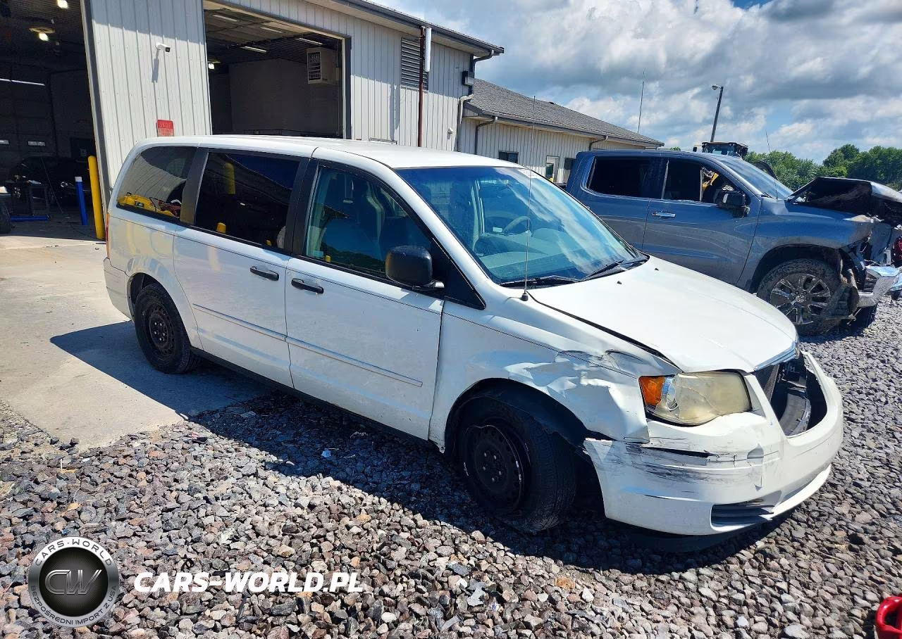 2008 Chrysler Town & Country Lx VIN:2A8HR44H58R620627 - 4