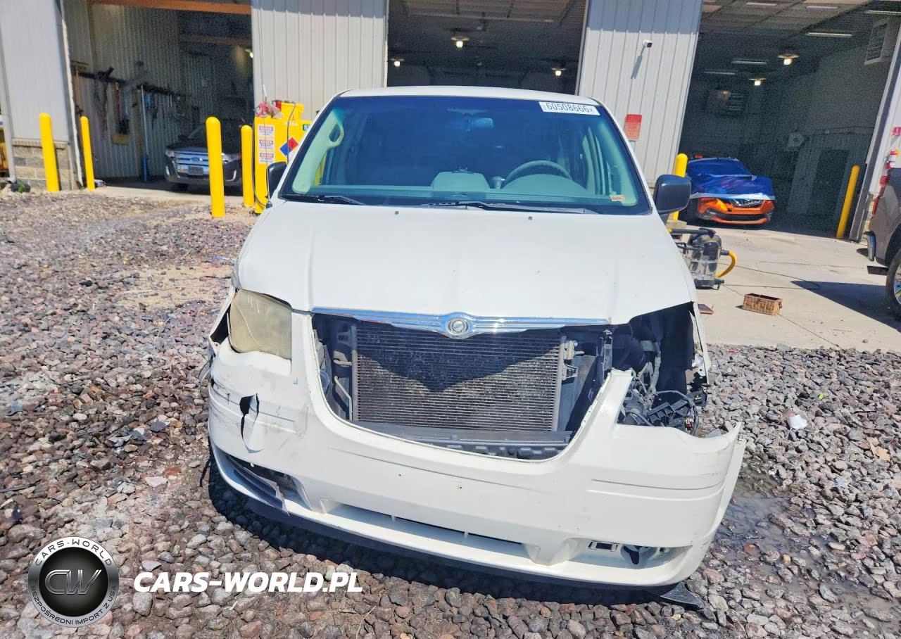 2008 Chrysler Town & Country Lx VIN:2A8HR44H58R620627 - 5