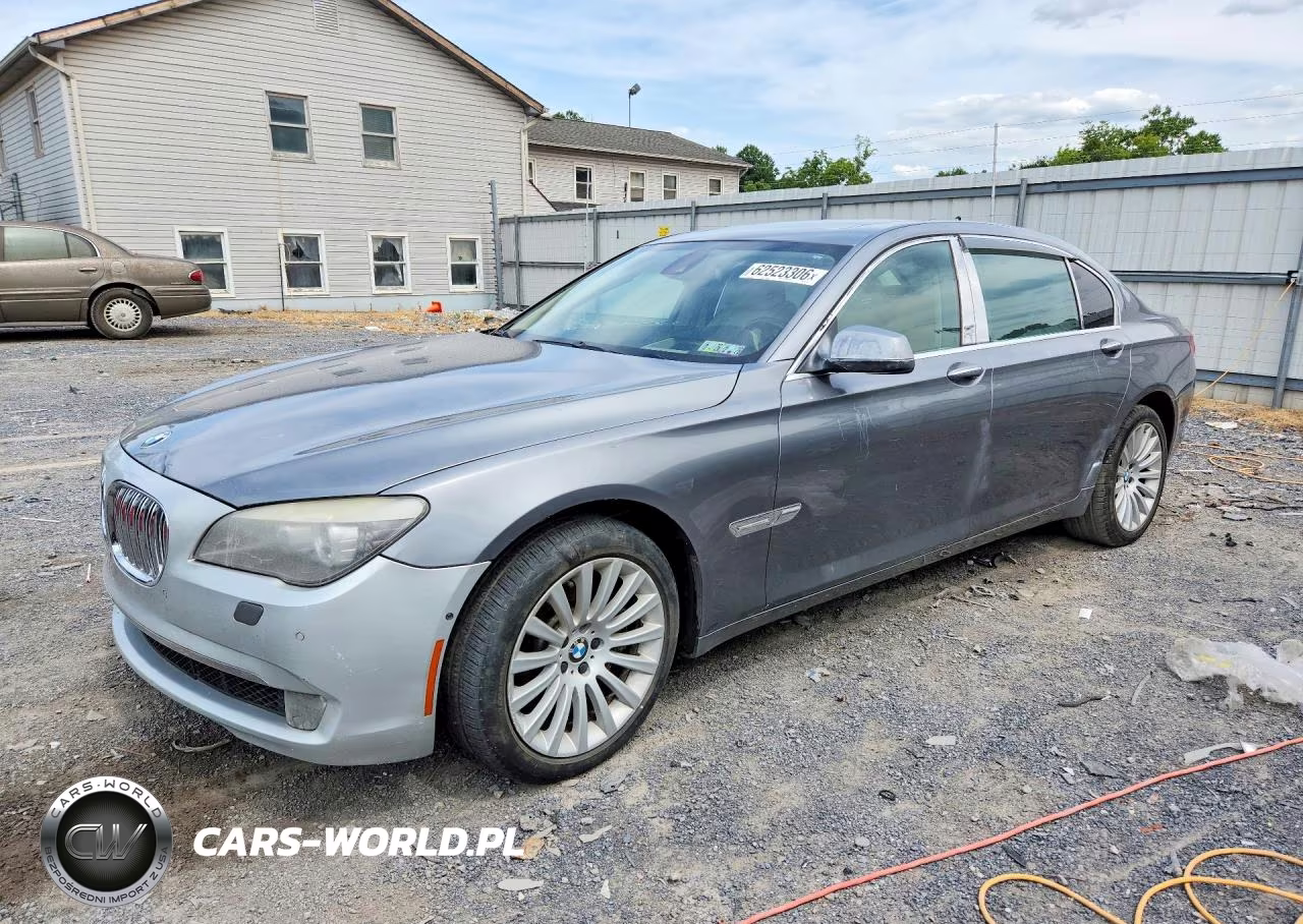 2012 BMW 750 Li – zdjęcie 1 z 12