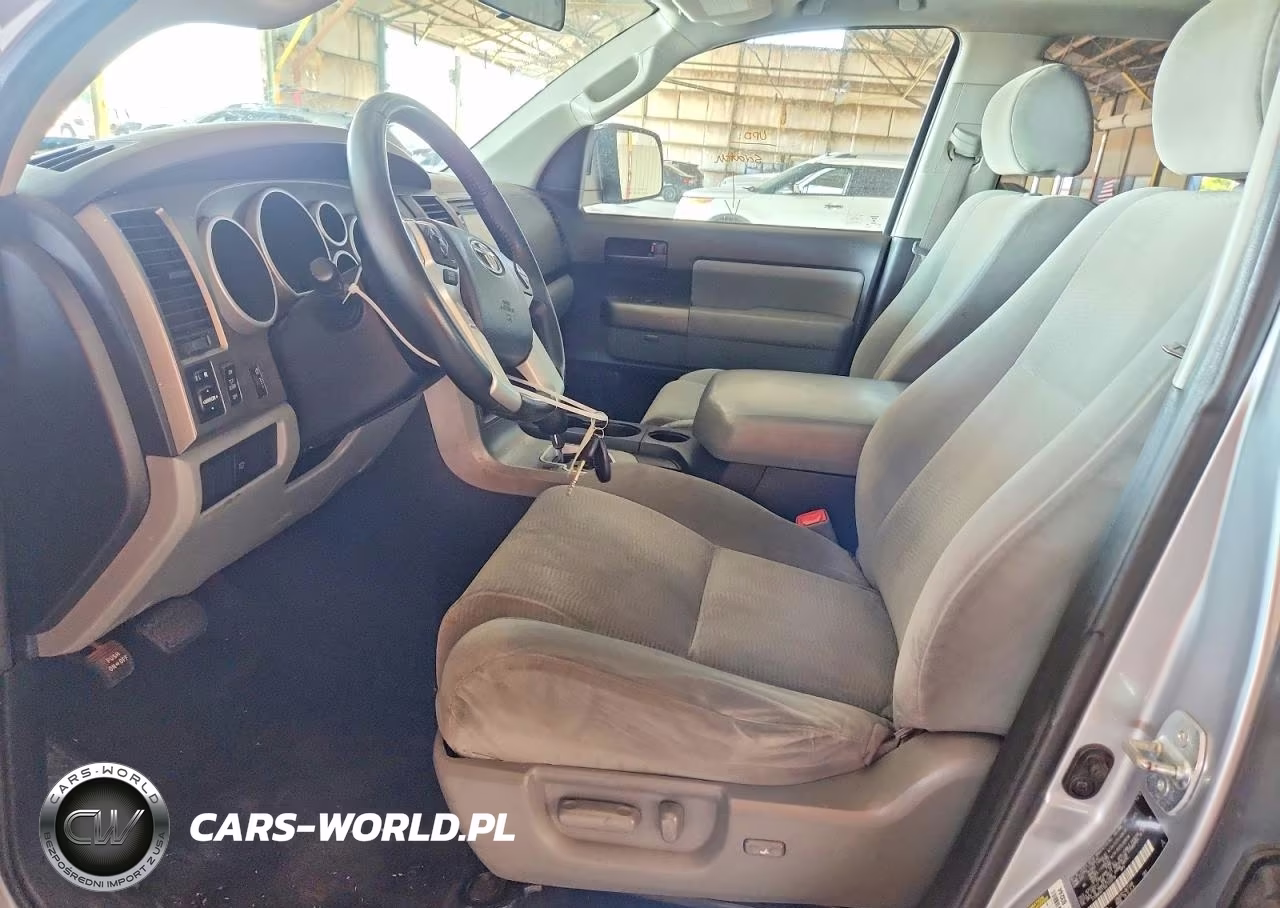 2016 Toyota Sequoia Sr5 VIN:5TDBW5G11GS133019 - 7