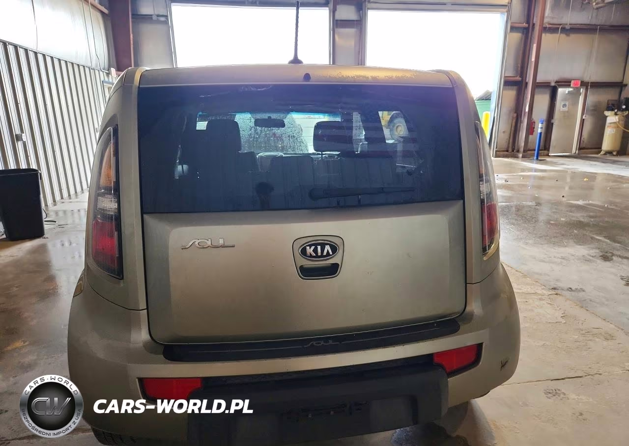 2010 Kia Soul + VIN:KNDJT2A20A7177695 - 6